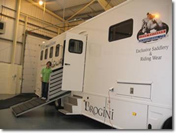 JW Horsebox